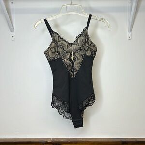 NWT Amazon Black Lace Shape Wear Bodysuit-‎ Small